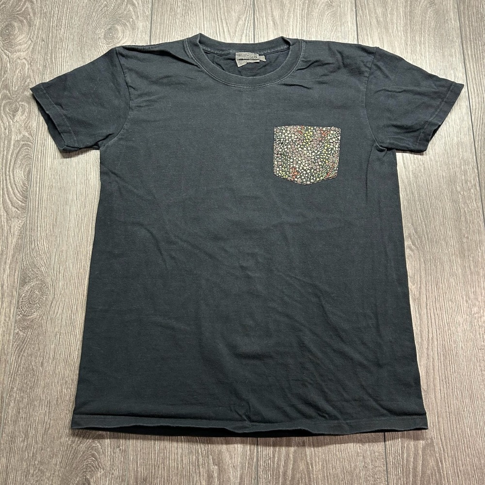Naked & Famous Mens Black Floral Pocket T-Shirt Size Medium Made in Canada